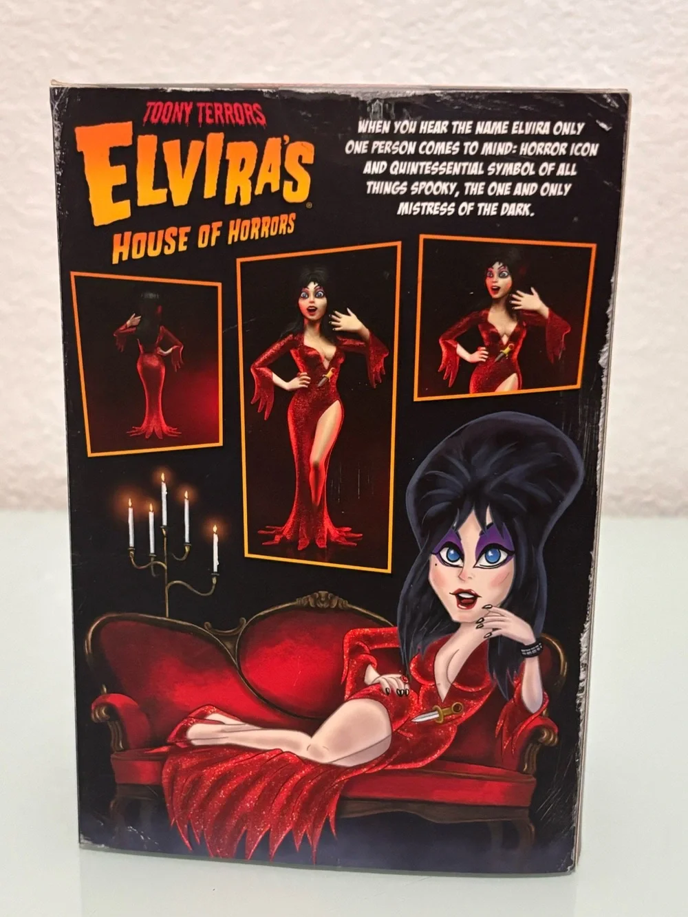 NECA Toony Terrors Elvira’s House of Horrors Figure Mistress of the Dark Elvira